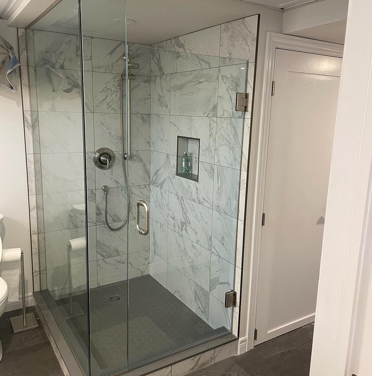 bathroom renovation by Baird Construction serving Dorchester, Ontario